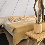 Cozy Garden Glamping