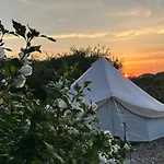 Luxuszelt Cozy Garden Glamping