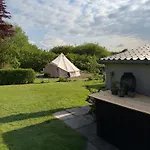 Luxussátor Cozy Garden Glamping *