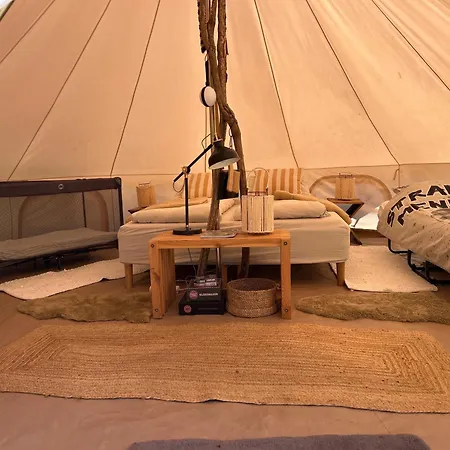Cozy Garden Glamping Luxe tent