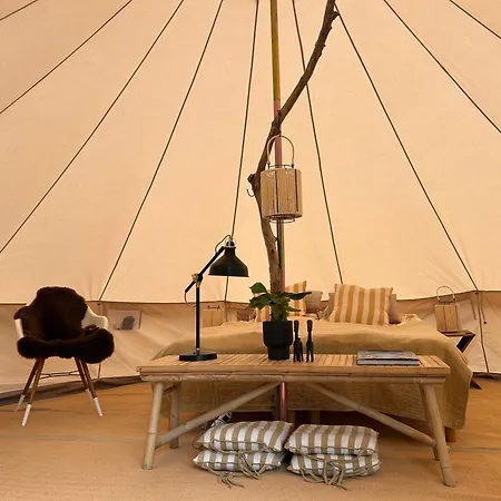 Cozy Garden Glamping * סבנדבורג
