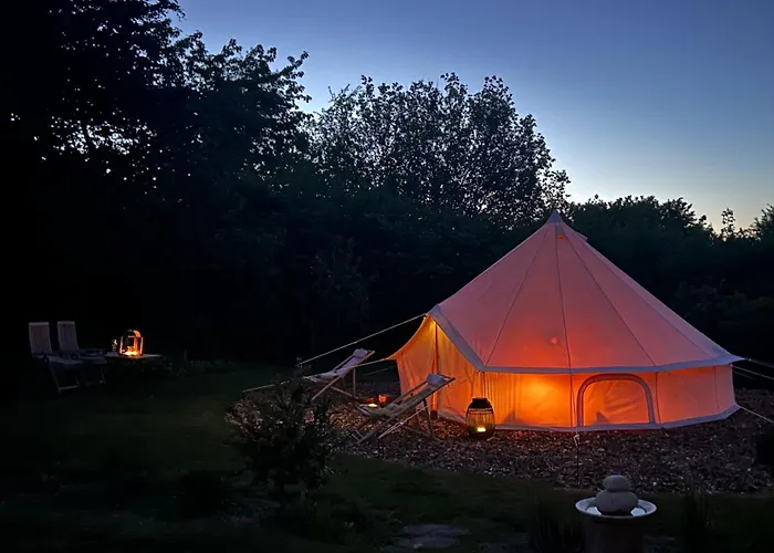 Cozy Garden Glamping